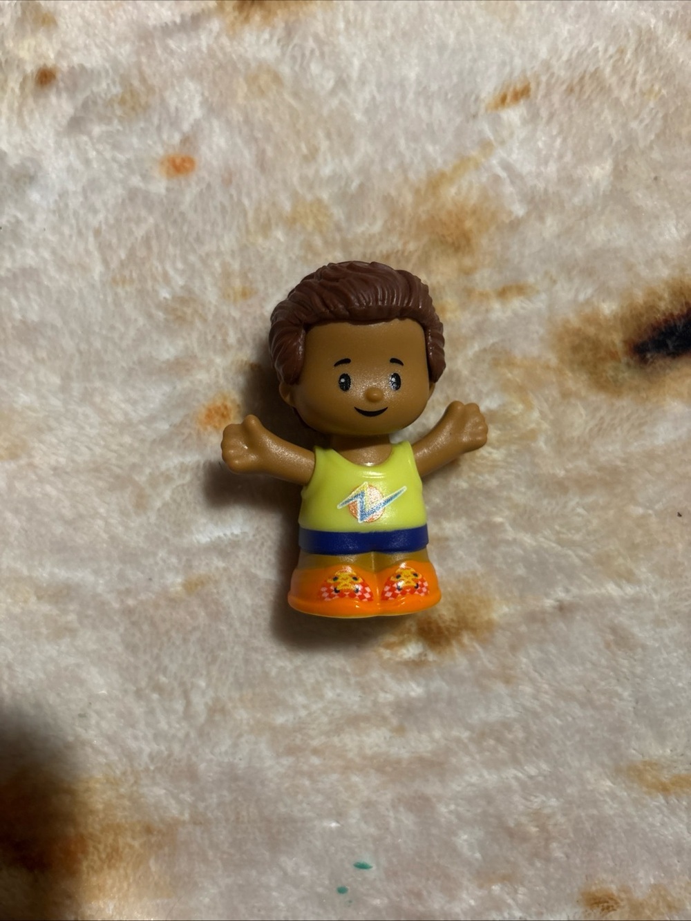 New Fisher Price Little People HISPANIC DAD JOGGING MAN FATHER w/ BROWN HAIR